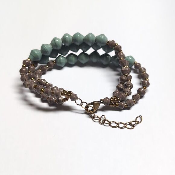 460 Purple and Blue Paper Rolled Tennis Bracelet with Gold Chain Extender - Picture 4 of 4